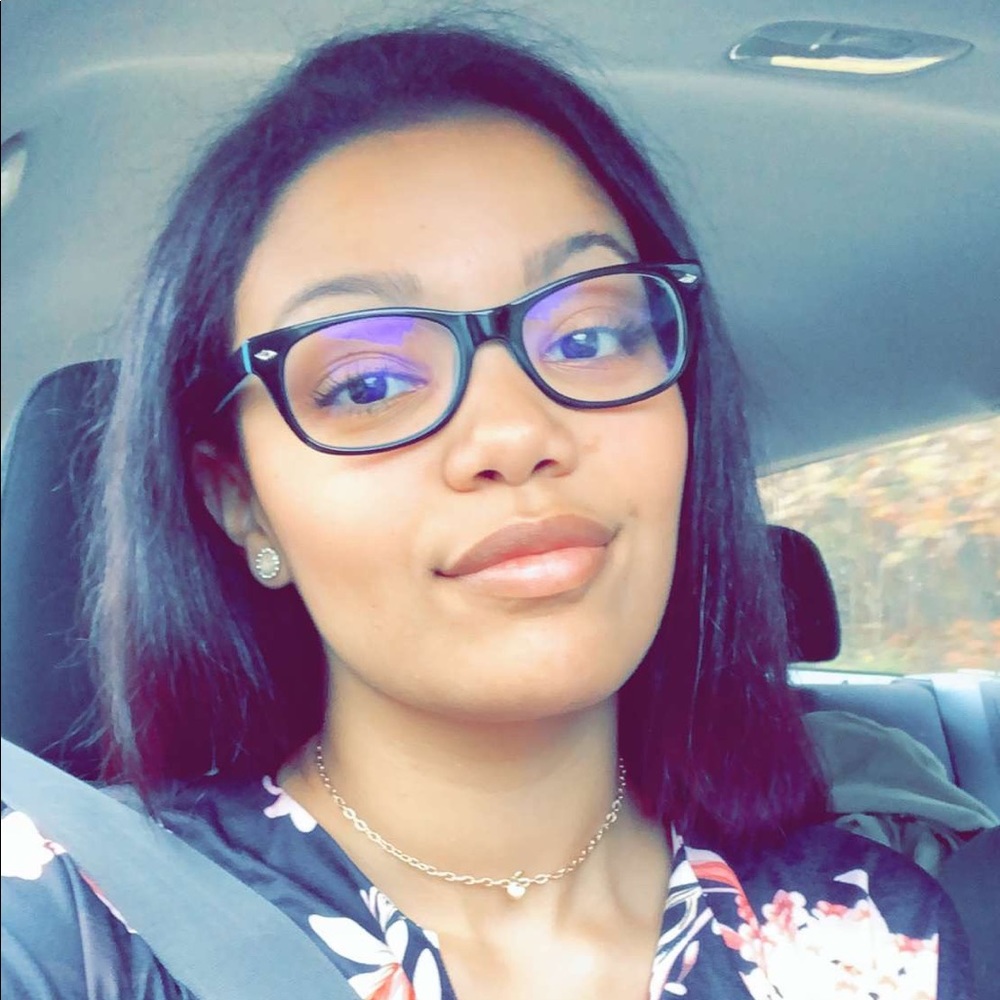 Hi! I’m Dejia! - Picture 4 of 5